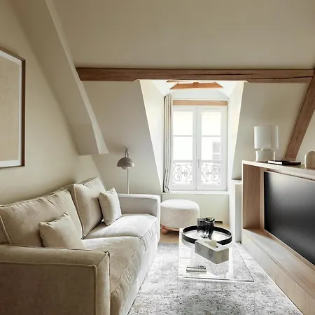 Luxury Flat In Le Marais *