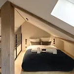 Luxury Flat In Le Marais